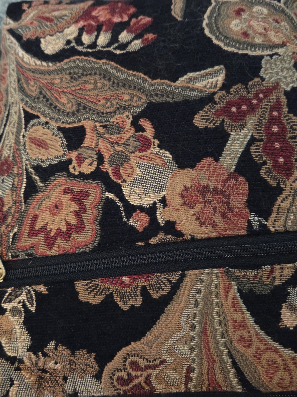 Tapestry Floral Danny K Beverly Hills Tote Bag in Black and Multicolor - Picture 6 of 7